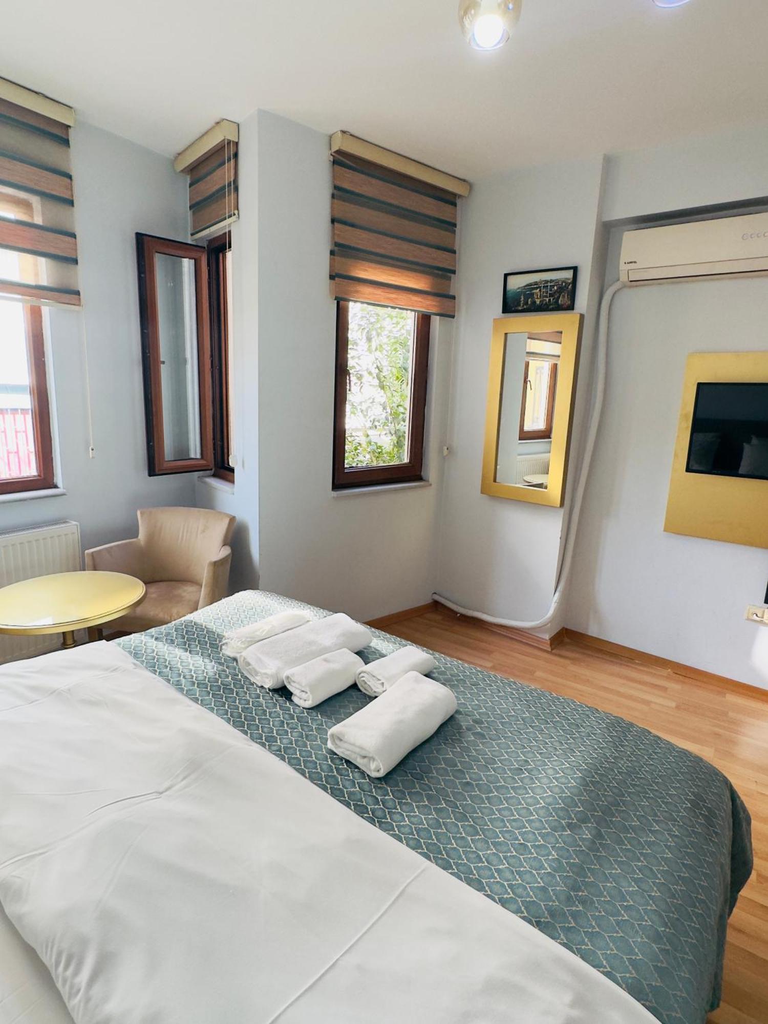 Centre Hotel Taksim Istanboel Buitenkant foto